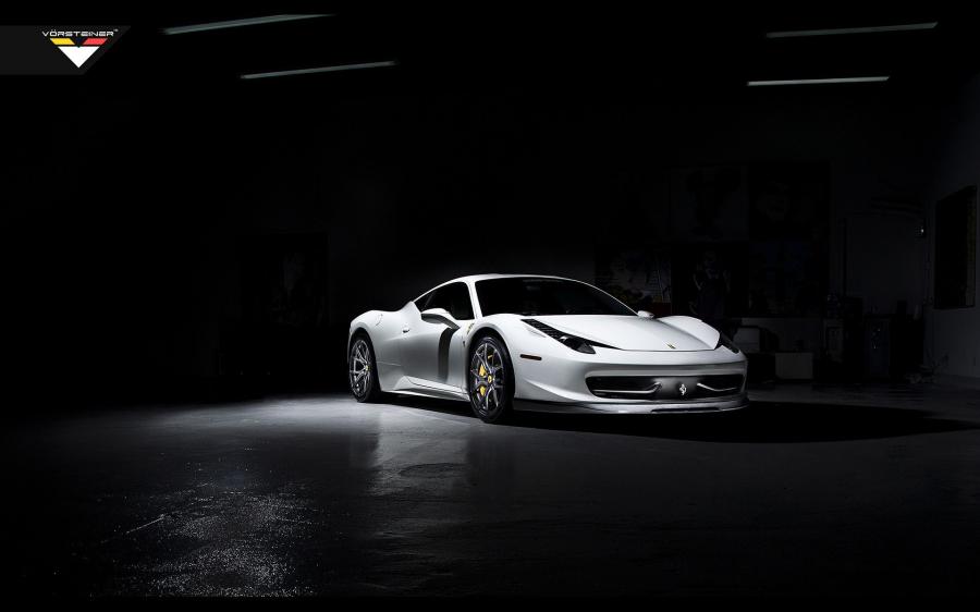  Ferrari 458-V Italia by Vorsteiner 2014 года  (фото 4 из 19)